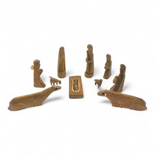 Handgeschnitzte Krippenfiguren