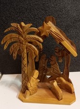 kleine geschnitzte Holz Krippe